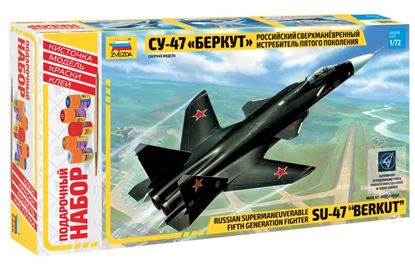 Самолет Су-47 "Беркут". ПН 7215. Звезда